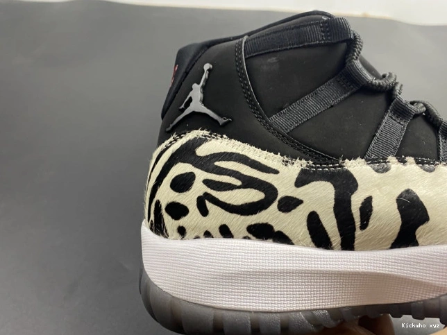 INSTINCT AIR ANIMAL 11 JORDAN AR0715-010 0719